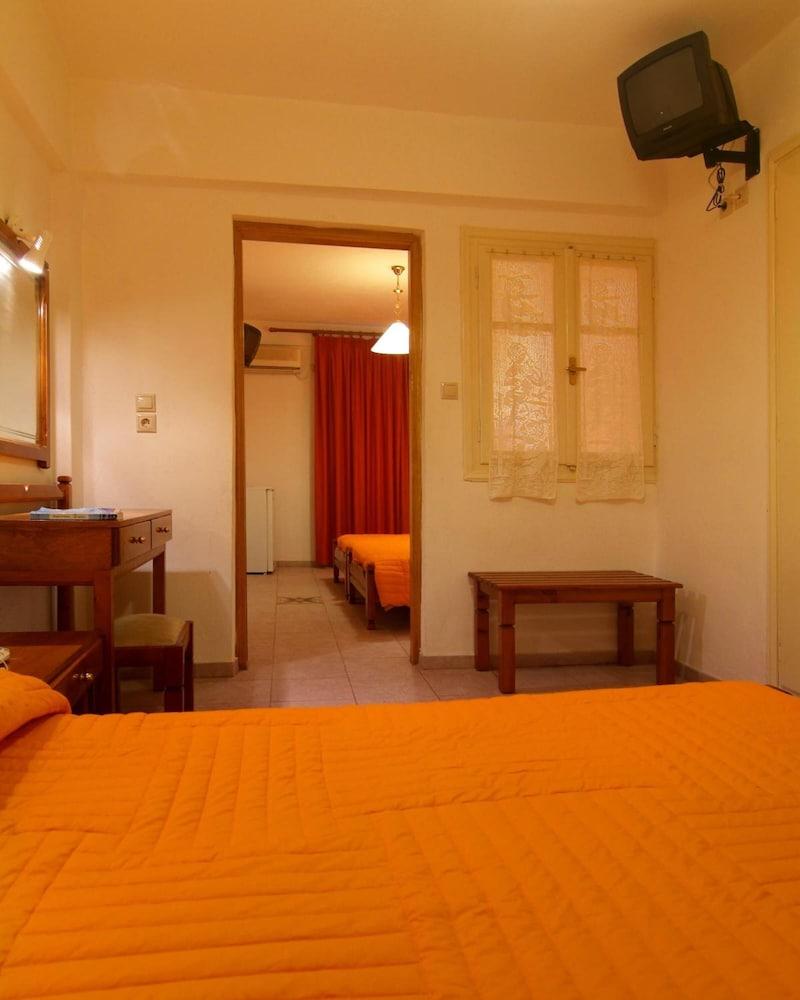 Hotel Orfeas Delphi Exterior photo
