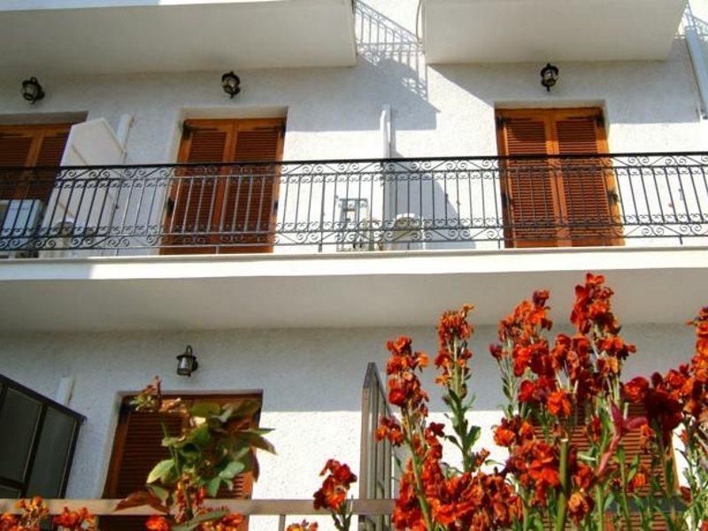 Hotel Orfeas Delphi Exterior photo